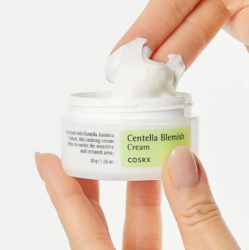 Cosrx Centella Κρέμα Προσώπου Ημέρας κατά της Ακμής με Υαλουρονικό Οξύ & Centella Asiatica 30ml
