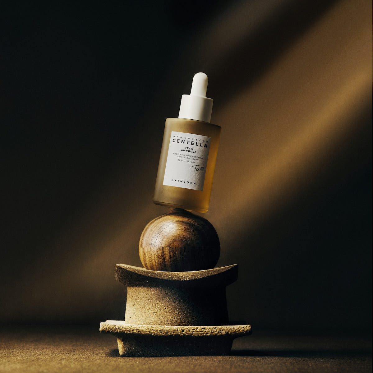 Skin1004 Madagascar Centella Teca Καταπραϋντικό Serum Προσώπου με Centella Asiatica για Λάμψη 50ml